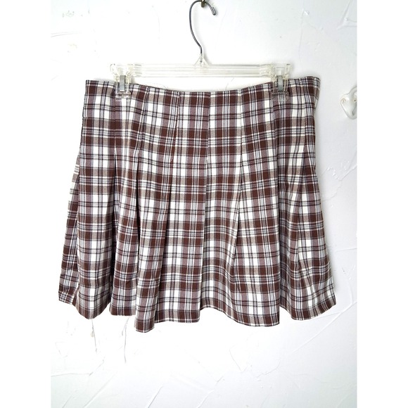 Kori Dresses & Skirts - Kori Size Large Plaid Mini Skirt Schoolgirl Preppy Dark Academia Grunge